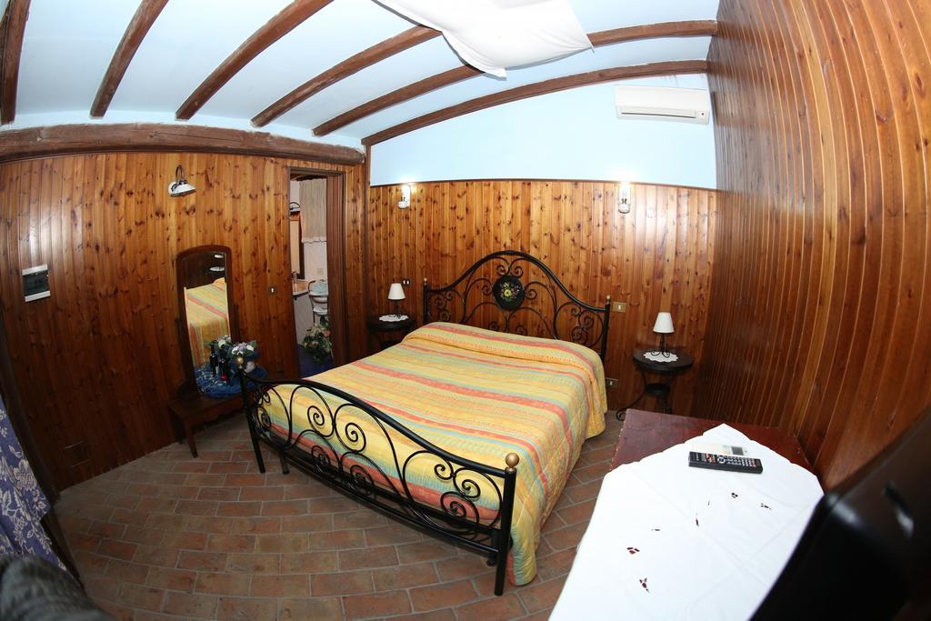Agriturismo Monte Due Torri Genzano di Roma Extérieur photo