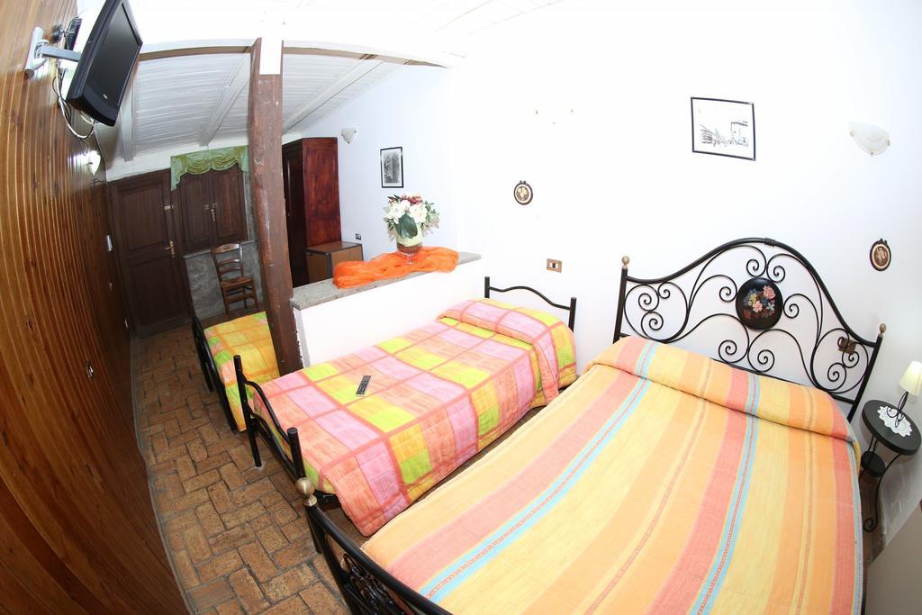 Agriturismo Monte Due Torri Genzano di Roma Extérieur photo
