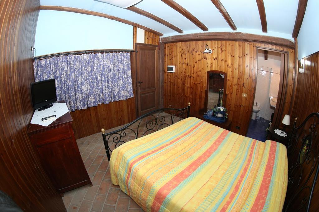 Agriturismo Monte Due Torri Genzano di Roma Extérieur photo