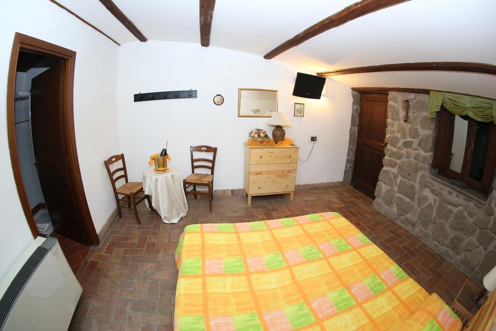Agriturismo Monte Due Torri Genzano di Roma Extérieur photo